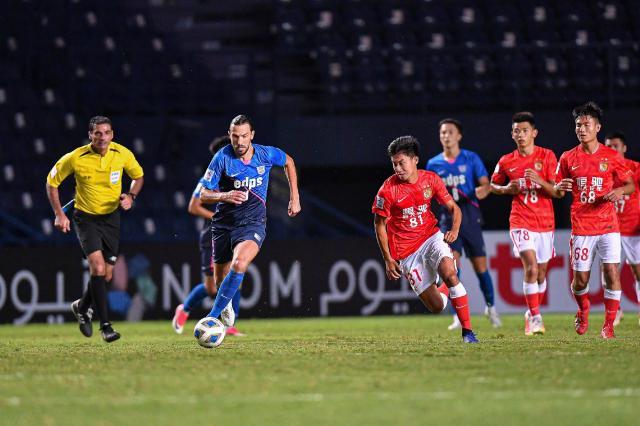 亚冠前瞻：广州变阵冲击第1分 德扬或再刷纪录