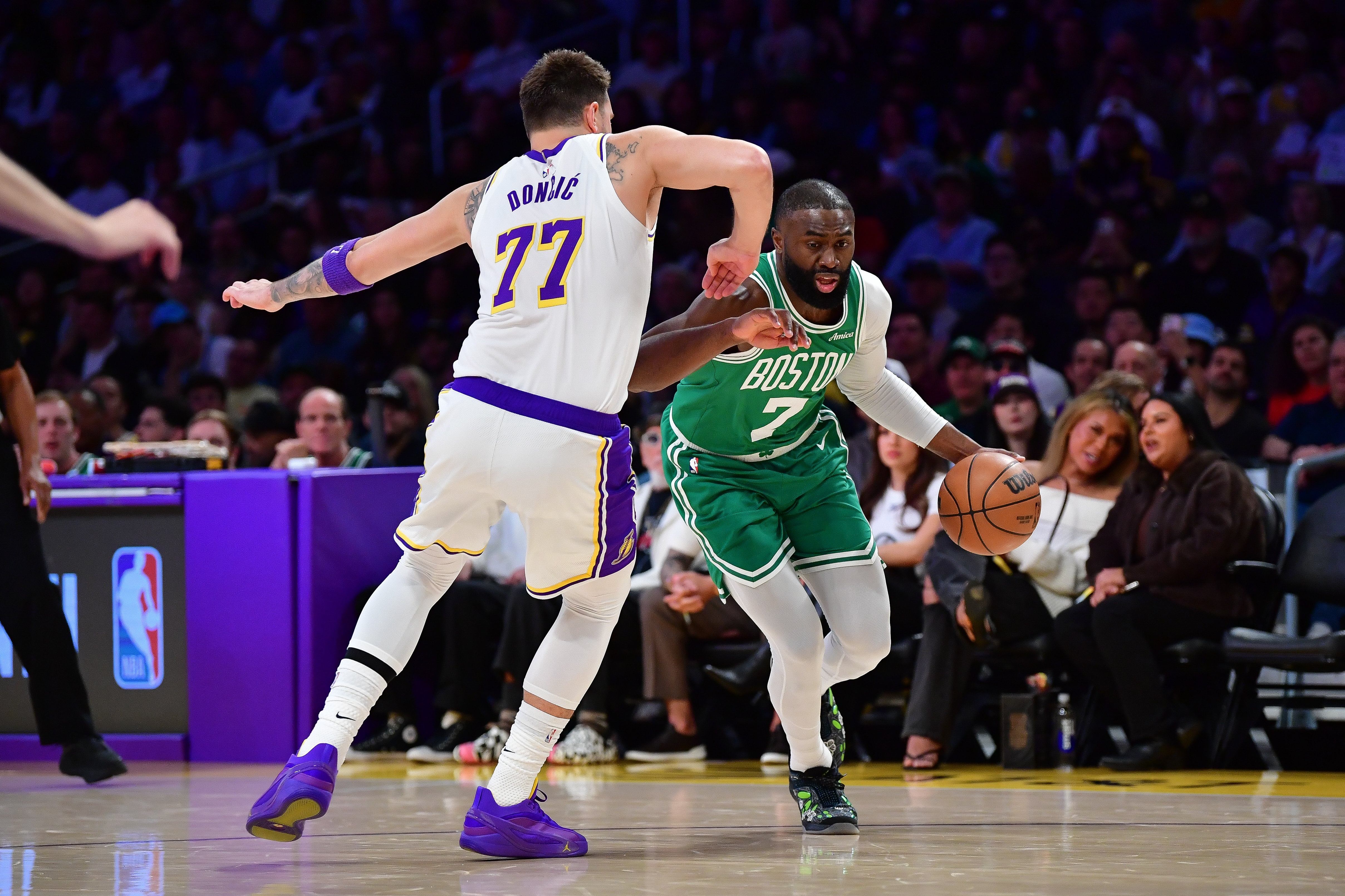 开云体育APP下载-麦坎茨:科比对哈登的评价放卢卡身上很合适 持球大核拿不了冠军